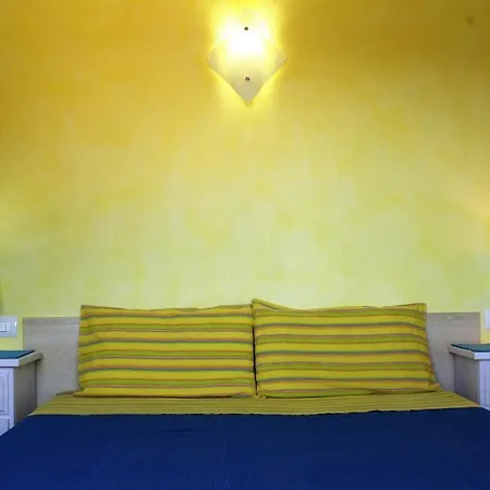 Guest house Casa Laura *